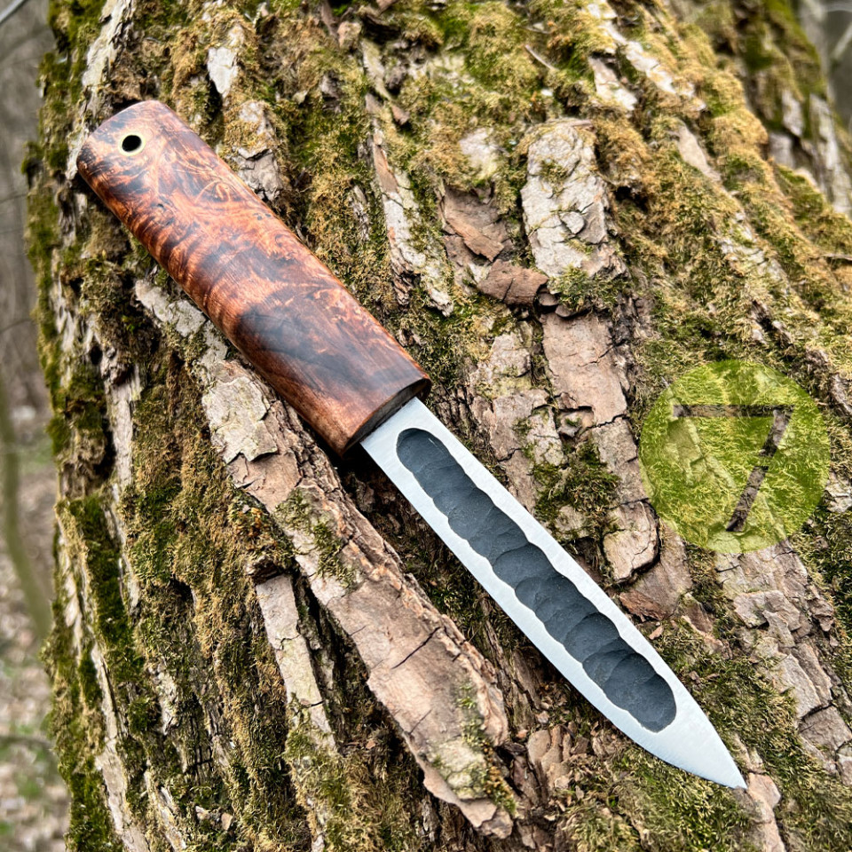 Нож Якут-181 ручной работы сталь 95х18 с кожаным чехлом Нож Якут-181 ручной работы сталь 95х18 с кожаным чехлом