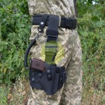 Кобура набедренная, поясная 2в1 с платформой синтетическая на ПМ черная со шнуром Кобура набедренная, поясная 2в1 с платформой синтетическая на ПМ черная со шнуром