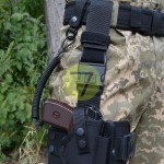 Кобура набедренная, поясная 2в1 с платформой синтетическая на ПМ черная со шнуром Кобура набедренная, поясная 2в1 с платформой синтетическая на ПМ черная со шнуром
