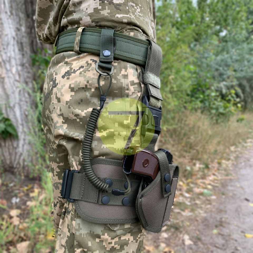 Кобура набедренная, поясная 2в1 с платформой синтетическая на ПМ олива со шнуром Кобура набедренная, поясная 2в1 с платформой синтетическая на ПМ олива со шнуром