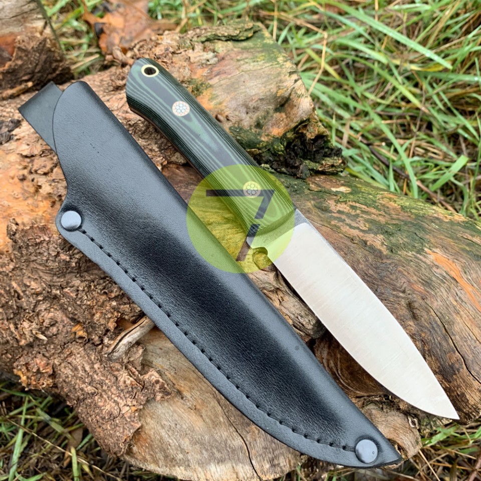 Нож нескладной ручной работы ПОМОЩНИК №31 с кожаными ножнами (СТАЛЬ N690) Нож нескладной ручной работы ПОМОЩНИК №31 с кожаными ножнами (СТАЛЬ N690)