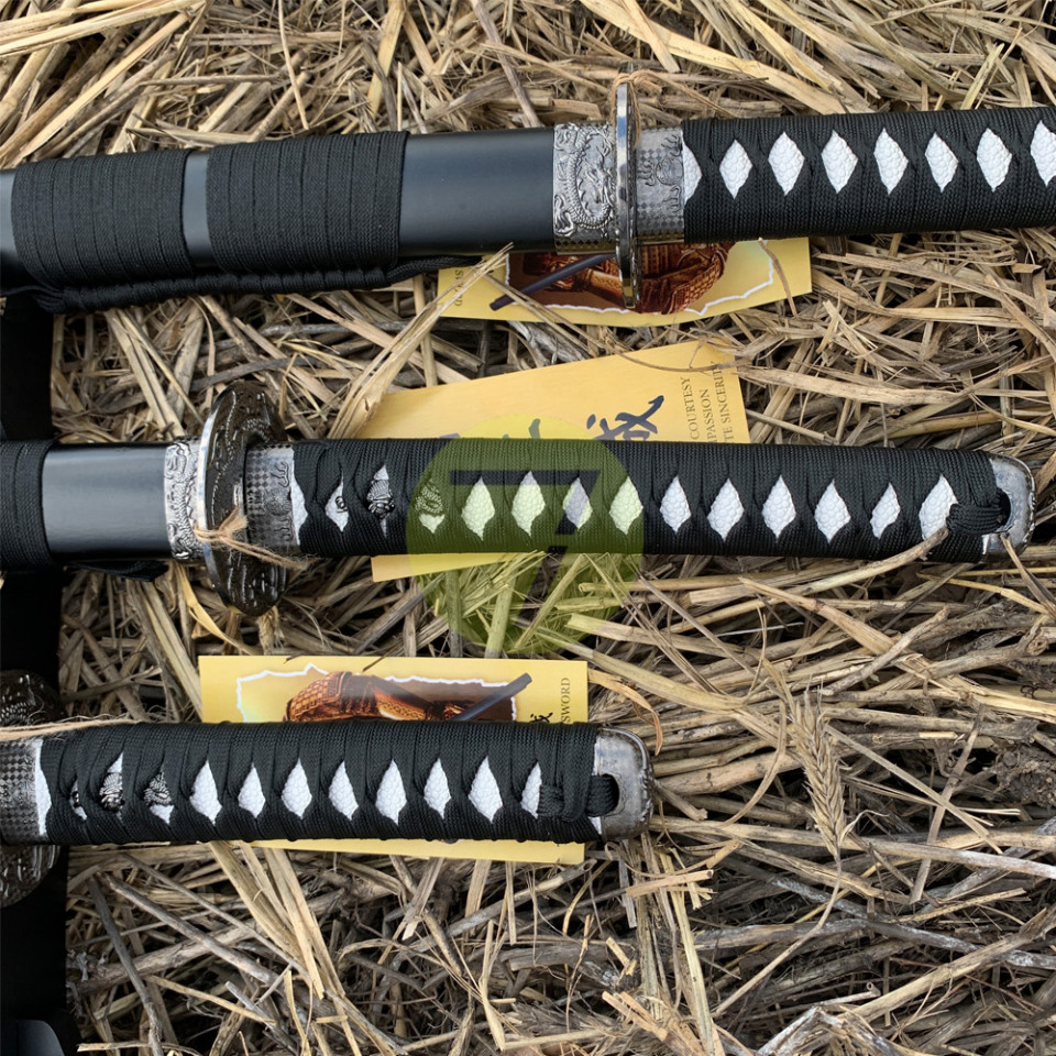 Набор самурайский мечей/катан "3 Самурая" Wakizashi Tanto Katana Набор самурайский мечей/катан "3 Самурая" Wakizashi Tanto Katana